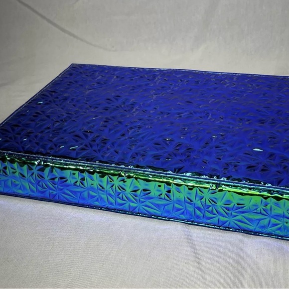 ULTA Beauty Box Prism Edition Holographic 92 Pieces Collection NWT! - Picture 2 of 12